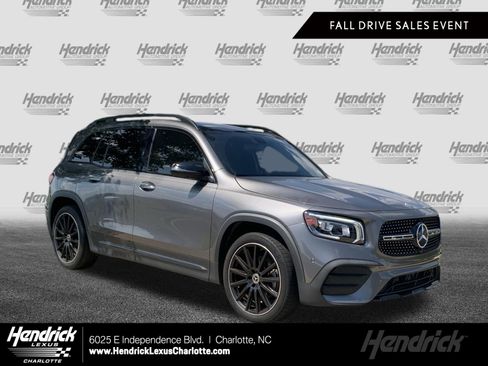 Used 2023 Mercedes-Benz GLB 250 image 1