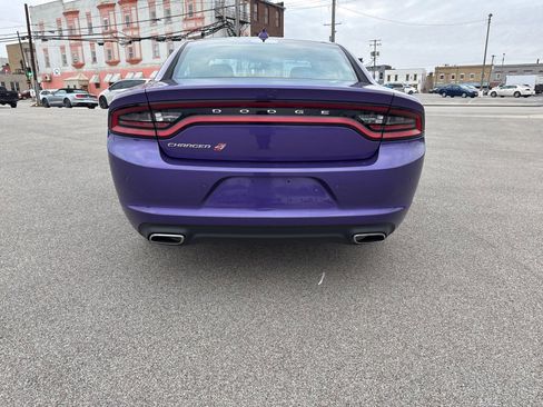Used 2023 Dodge Charger SXT image 5