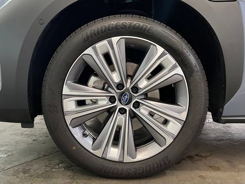 Used 2023 Subaru Solterra AWD image 16