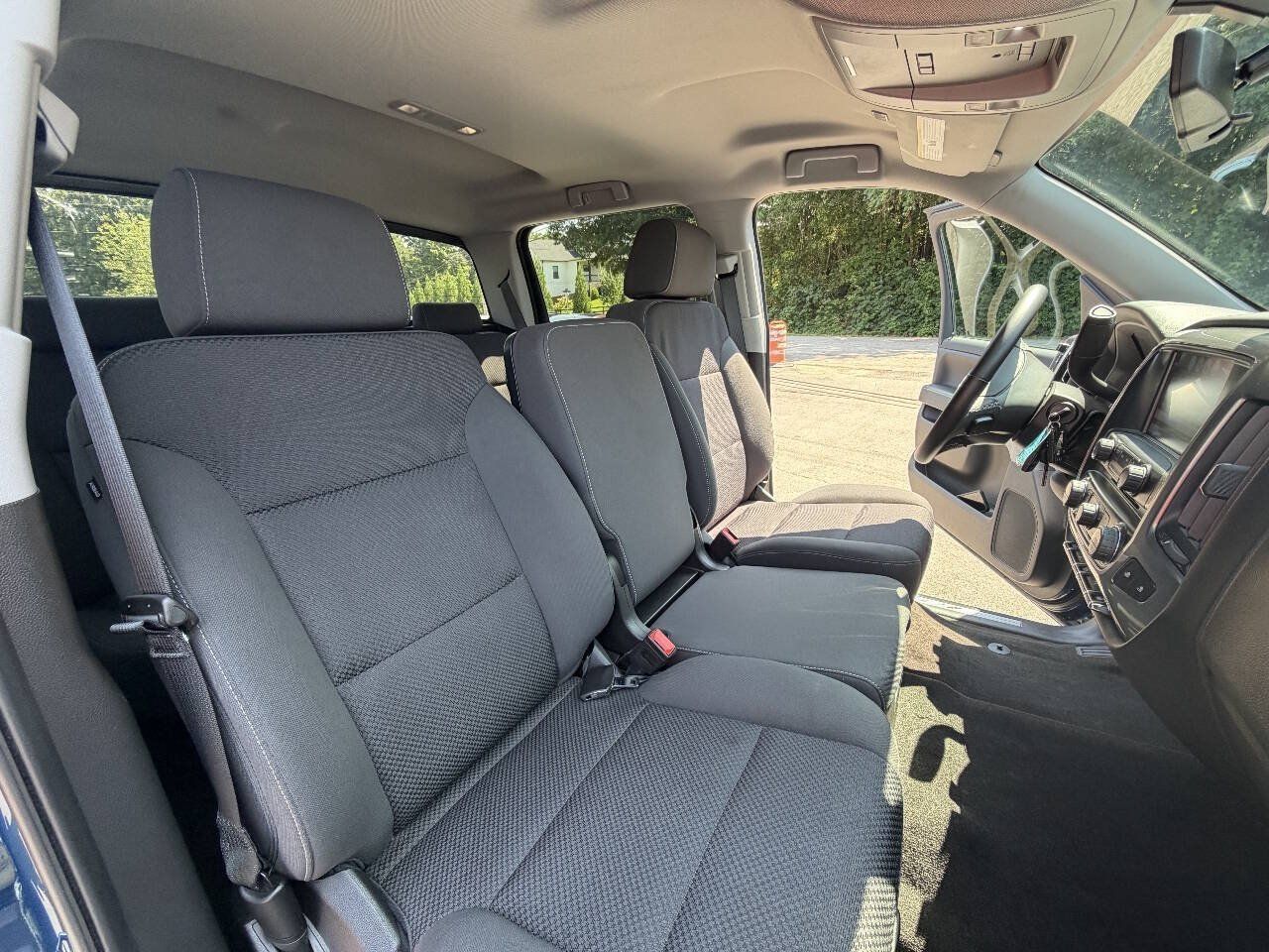 Used 2018 Chevrolet Silverado 1500 LT w/ All Star Edition AWD/4WD image 19