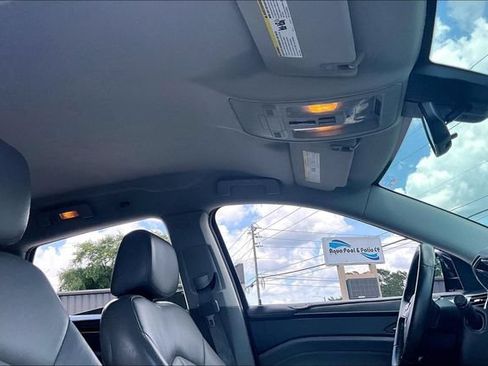 Used 2012 Cadillac SRX FWD image 27