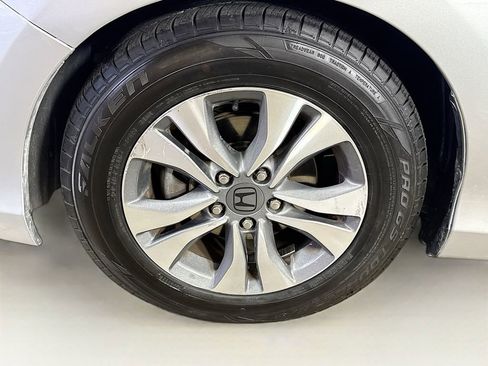 Used 2013 Honda Accord LX image 37