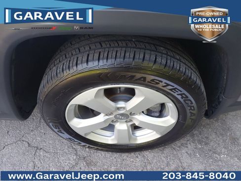 Used 2019 Jeep Compass Latitude w/ Popular Equipment Group AWD/4WD image 26