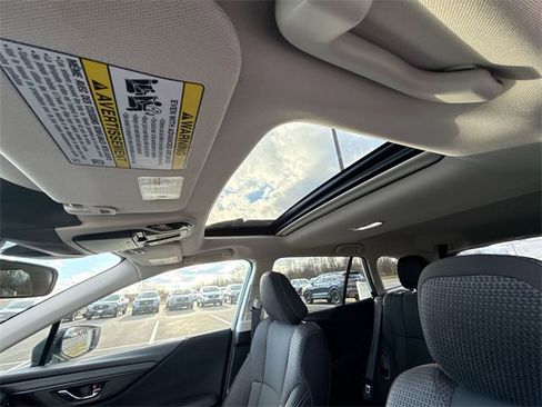 Used 2023 Subaru Outback Premium image 18