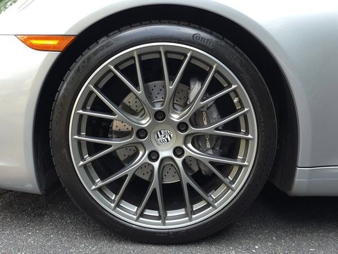 Used 2018 Porsche 911 Carrera RWD image 48