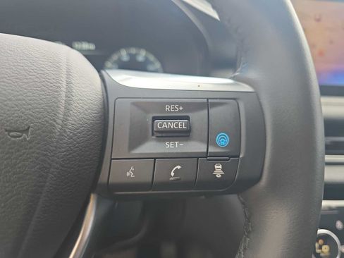 Used 2025 INFINITI QX60 Luxe FWD image 22