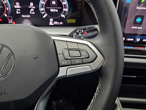 New 2026 Volkswagen Tiguan SE image 20