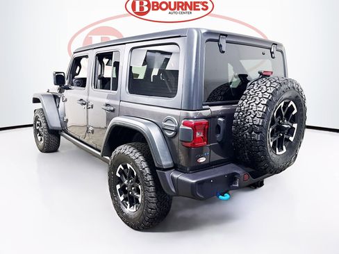 Used 2025 Jeep Wrangler Unlimited Rubicon 4xe image 7