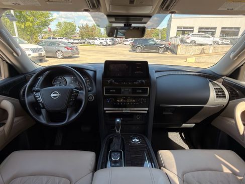 Used 2024 Nissan Armada Platinum w/ Captain's Chairs Package image 12