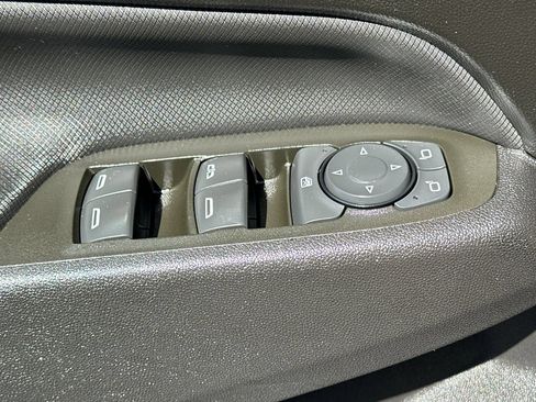 Used 2024 Chevrolet Equinox RS AWD/4WD image 12