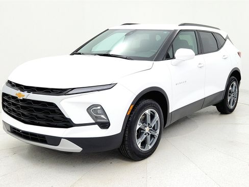 Used 2024 Chevrolet Blazer LT w/ Convenience Package image 8