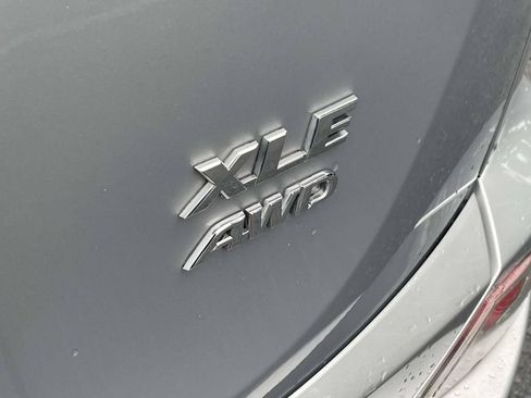 Used 2018 Toyota RAV4 XLE w/ Plus Extra Value Package AWD/4WD image 10