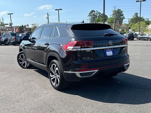 Used 2020 Volkswagen Atlas Cross Sport SEL Premium AWD/4WD image 6