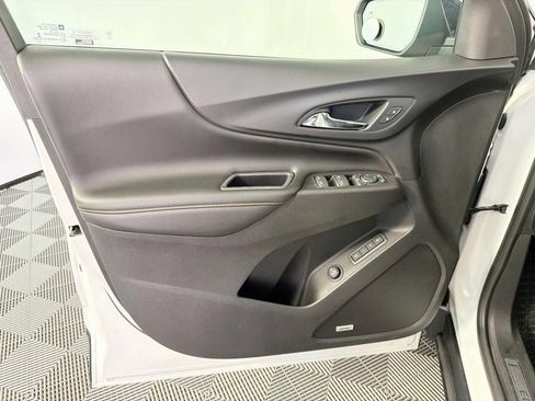 Used 2019 Chevrolet Equinox Premier AWD/4WD image 20