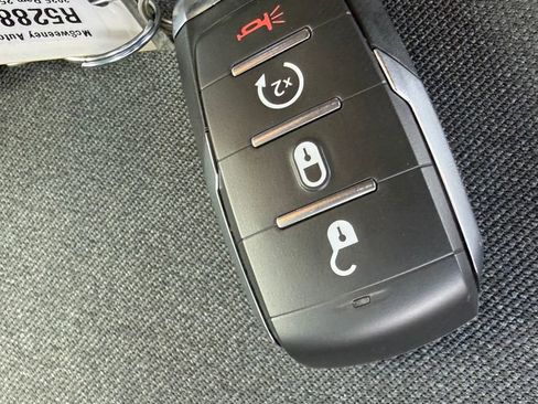 New 2025 RAM 2500 Big Horn image 30