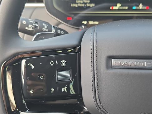 New 2026 Land Rover Range Rover Sport Dynamic SE image 18