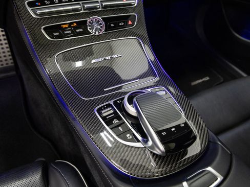 Used 2018 Mercedes-Benz E 63 AMG S image 20