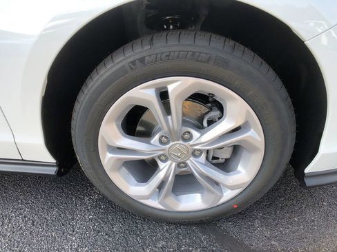 Certified 2025 Honda Accord LX image 10