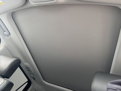 New 2026 Ford Expedition Active AWD/4WD image 16