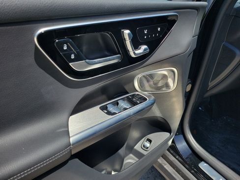 Certified 2025 Mercedes-Benz GLC 300 image 20