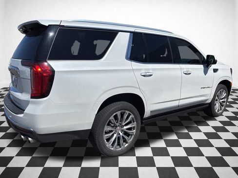Certified 2021 GMC Yukon Denali w/ Denali Premium Package AWD/4WD image 33
