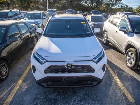 Certified 2025 Toyota RAV4 XLE image 5