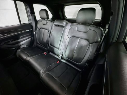 Used 2024 Jeep Grand Cherokee Limited 4xe image 23