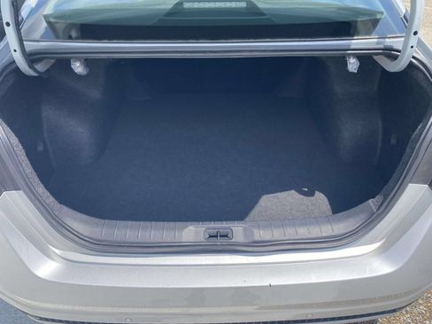 Used 2025 Nissan Altima 2.5 S FWD image 10