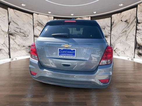 Used 2020 Chevrolet Trax LS w/ Tint and Cruise Package FWD image 4