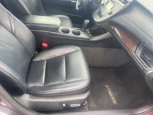 Used 2013 Toyota Avalon XLE Touring FWD image 8