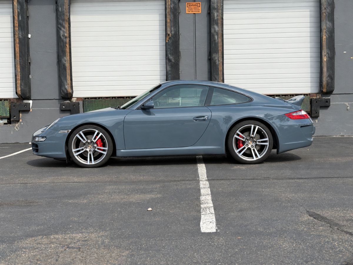 Used 2006 Porsche 911 Carrera S RWD image 4