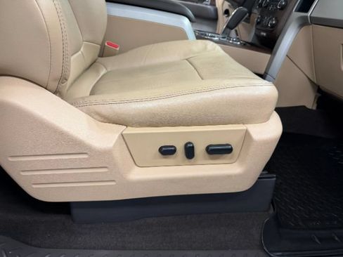 Used 2014 Ford F150 Lariat w/ Equipment Group 502A Luxury AWD/4WD image 33