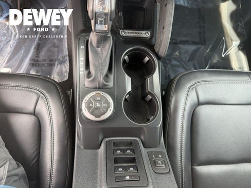Used 2026 Ford Bronco Outer Banks AWD/4WD image 21