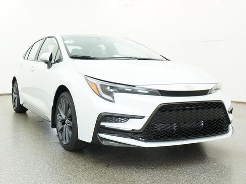 New 2026 Toyota Corolla SE FWD image 30