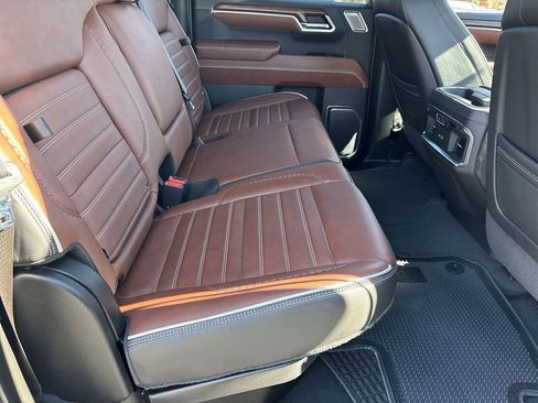 Used 2023 GMC Sierra 1500 Denali Ultimate image 28