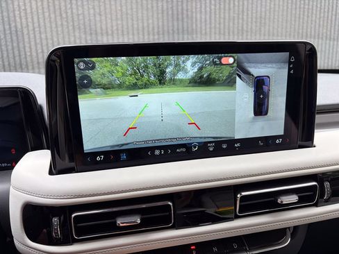Used 2026 Lincoln Aviator AWD image 37