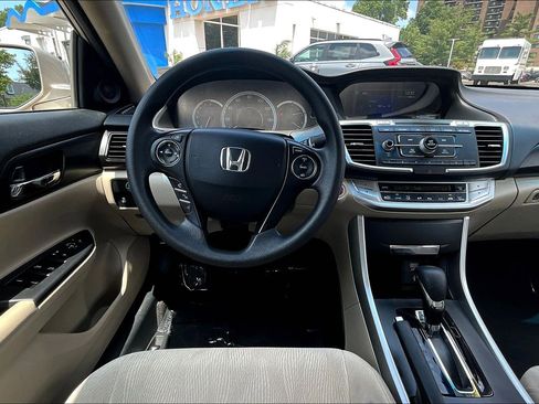 Used 2013 Honda Accord EX image 5