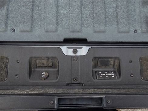 Used 2019 GMC Sierra 1500 SLT w/ SLT Premium Plus Package image 23