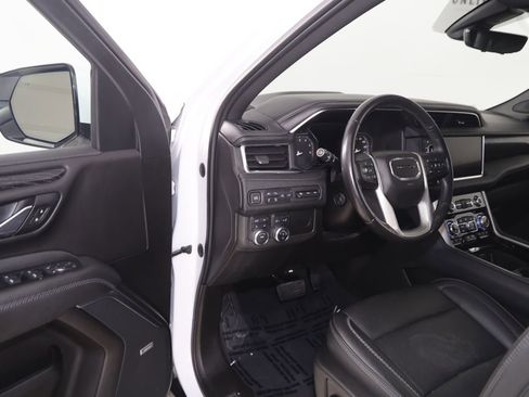 Used 2021 GMC Yukon XL Denali w/ Advanced Technology Package image 51
