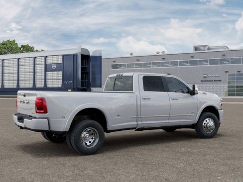 New 2026 RAM 3500 Limited image 27