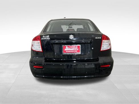 Used 2012 Suzuki SX4 LE FWD image 4