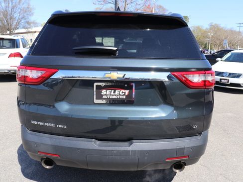 Used 2018 Chevrolet Traverse LT image 15