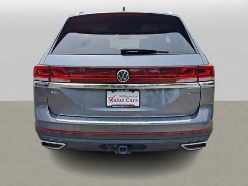 Used 2024 Volkswagen Atlas SEL AWD/4WD image 29