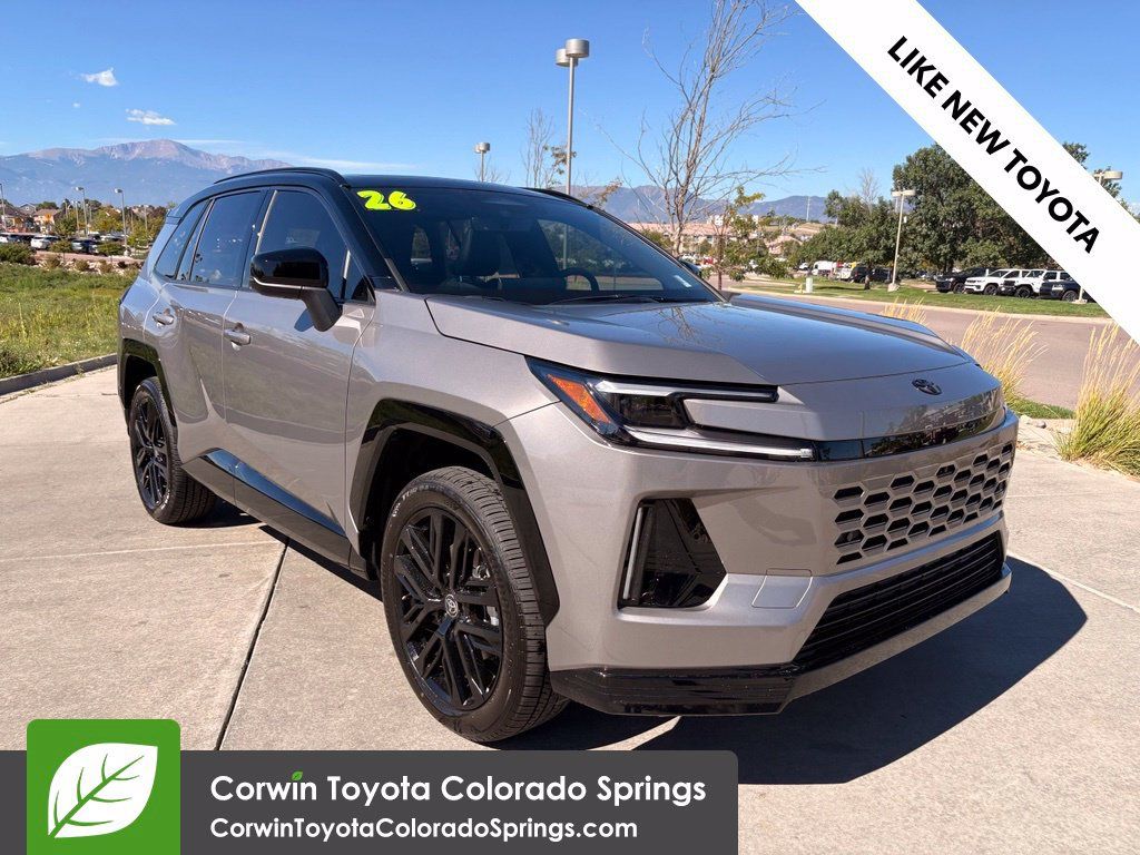Used 2026 Toyota RAV4 XSE w/ Weather Package AWD/4WD 360° Tour