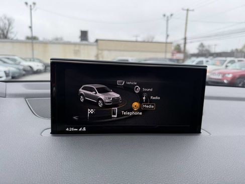 Used 2017 Audi Q7 3.0T Prestige image 29