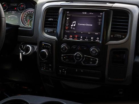 Used 2019 RAM 1500 Express w/ Express Value Package AWD/4WD image 20