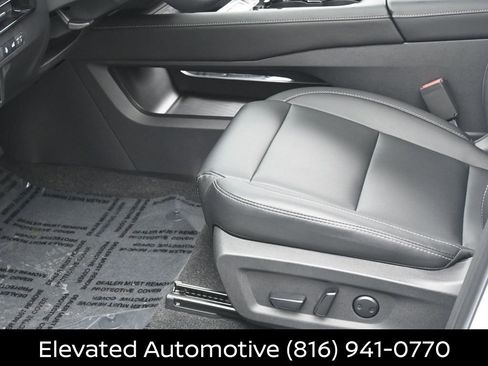 Certified 2025 Nissan Murano SL AWD/4WD image 14