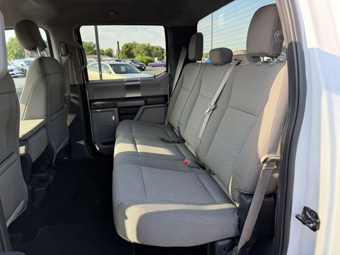 Used 2018 Ford F150 XLT w/ Equipment Group 302A Luxury AWD/4WD image 17