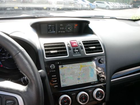 Used 2018 Subaru Forester 2.5i Touring image 22