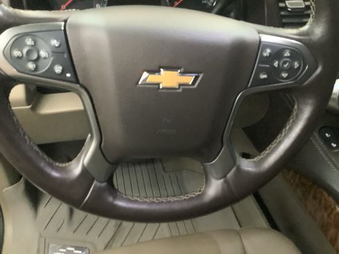 Used 2019 Chevrolet Tahoe Premier AWD/4WD image 15